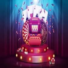 kingjl85 Live Casino dealer streaming baccarat on mobile screen